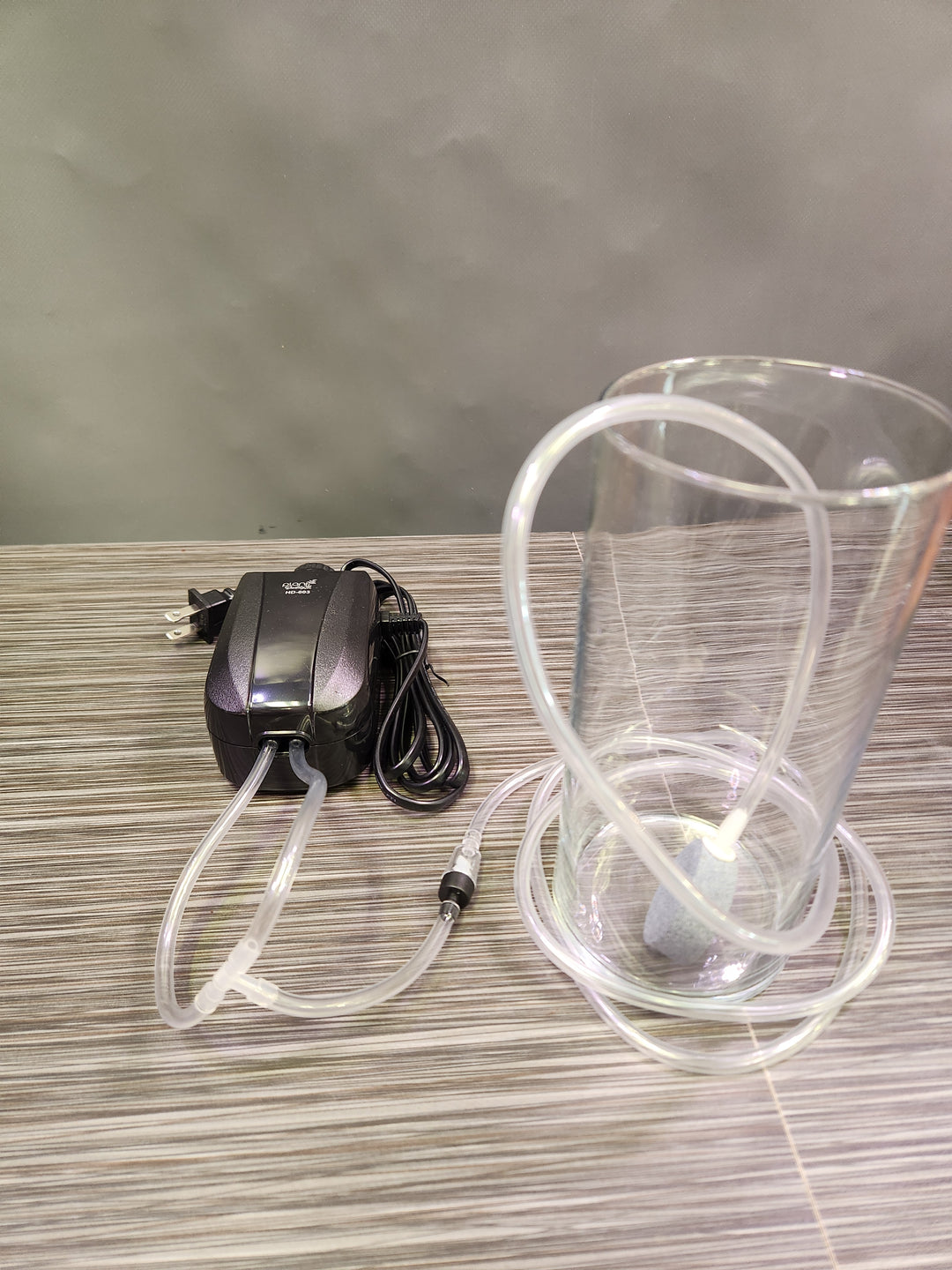 Complete Hydroponic Starter Kit (air pump + plant food) Free Shipping!